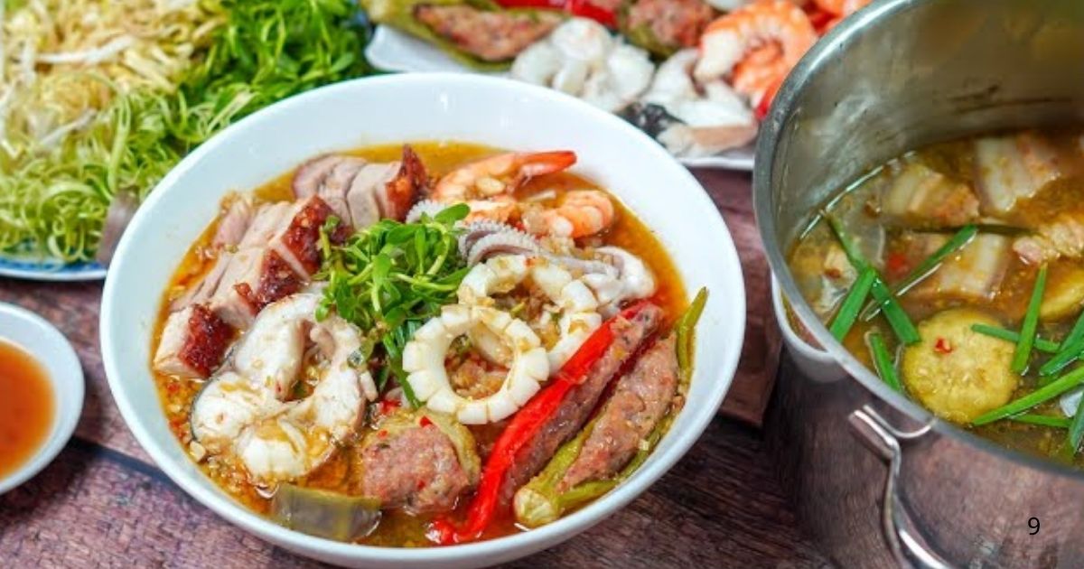 Top 10 quán ăn ngon Sài Gòn khiến thực khách khó tính cũng mê mẩn 10 Bạn có thể dễ dàng tìm thấy quán bún mắm ở nhiều nơi tại Sài Gòn (Ảnh Sưu tầm Internet)