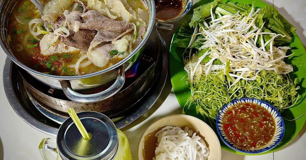 Quán Giáo Toàn – địa chỉ lẩu bò ngon ở Sài Gòn (Ảnh: Sưu tầm)