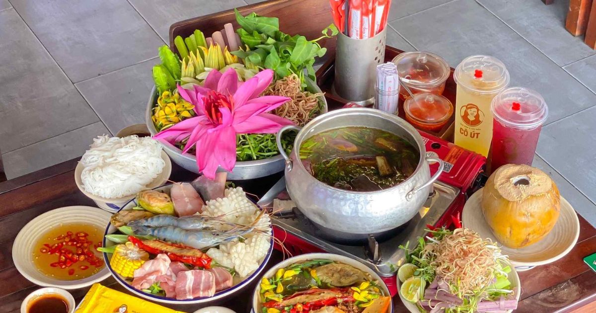 Lẩu mắm ngon Sài Gòn quán Cô Út (Ảnh: Sưu tầm)