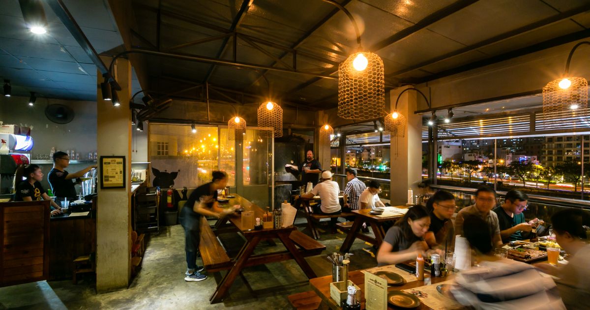 ut ut quan noi cua bbq bia thu cong va am nhac.jpg