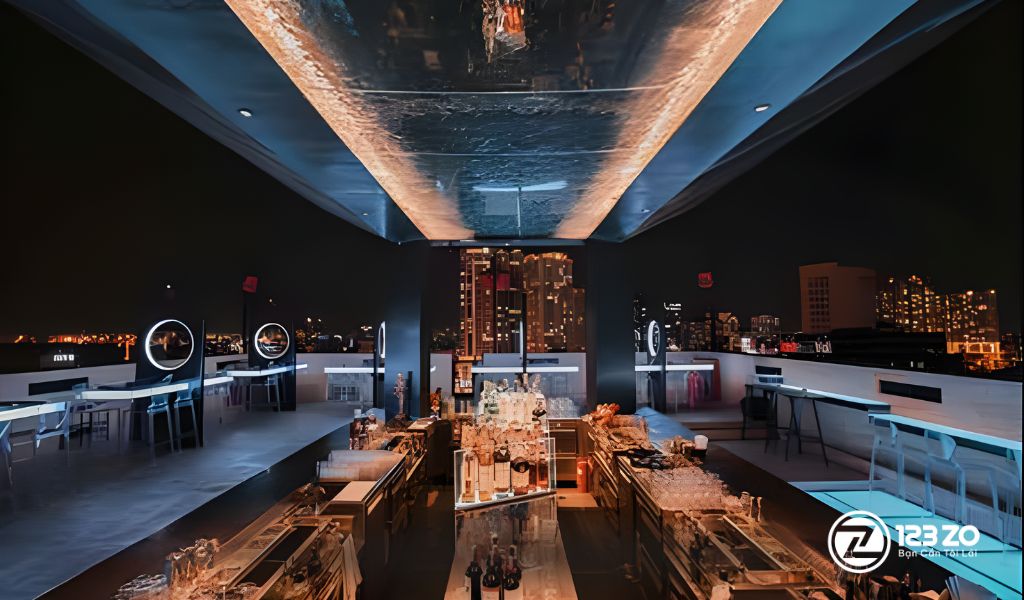 Top 5 Quán Cà Phê Rooftop View Đẹp Dành Cho Team Sống Ảo 5 Zion Sky Lounge & Dining - Rooftop bar view đỉnh tại TP.HCM