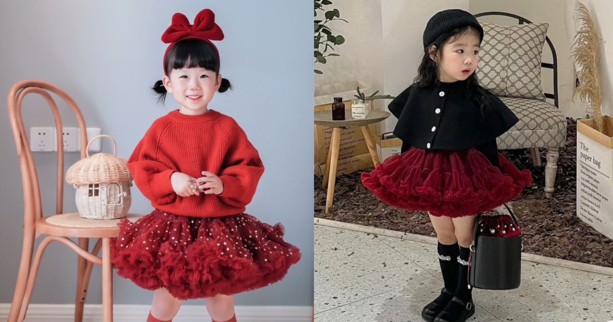 Gợi ý phối đồ Tết cho bé gái 2025 – Xinh xắn, dễ thương, lên hình cực đẹp 11 Set áo thun hình tết + chân váy tutu cho bé (Ảnh: Sưu tầm Internet)