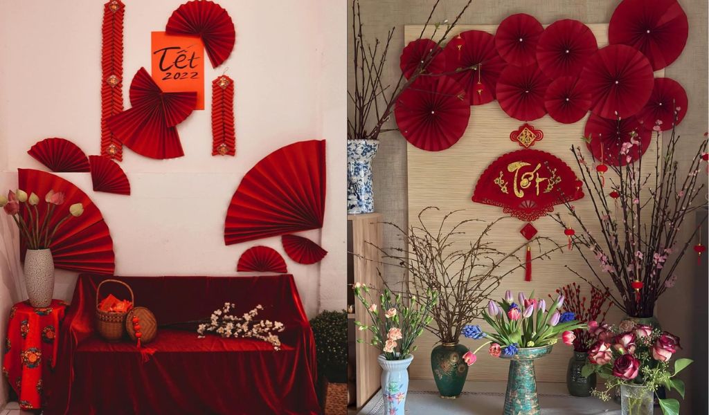 TOP 12 CÁCH TRANG TRÍ GÓC CHỤP ẢNH TẾT 2026 ĐẸP, THU HÚT TÀI LỘC 7 Trang trí góc chụp ảnh Tết sang trọng tập trung vào tông màu đỏ nhung, quạt giấy, và sử dụng nhiều loại hoa tươi (đào, tulip) để tăng vẻ đẹp kiêu sa.