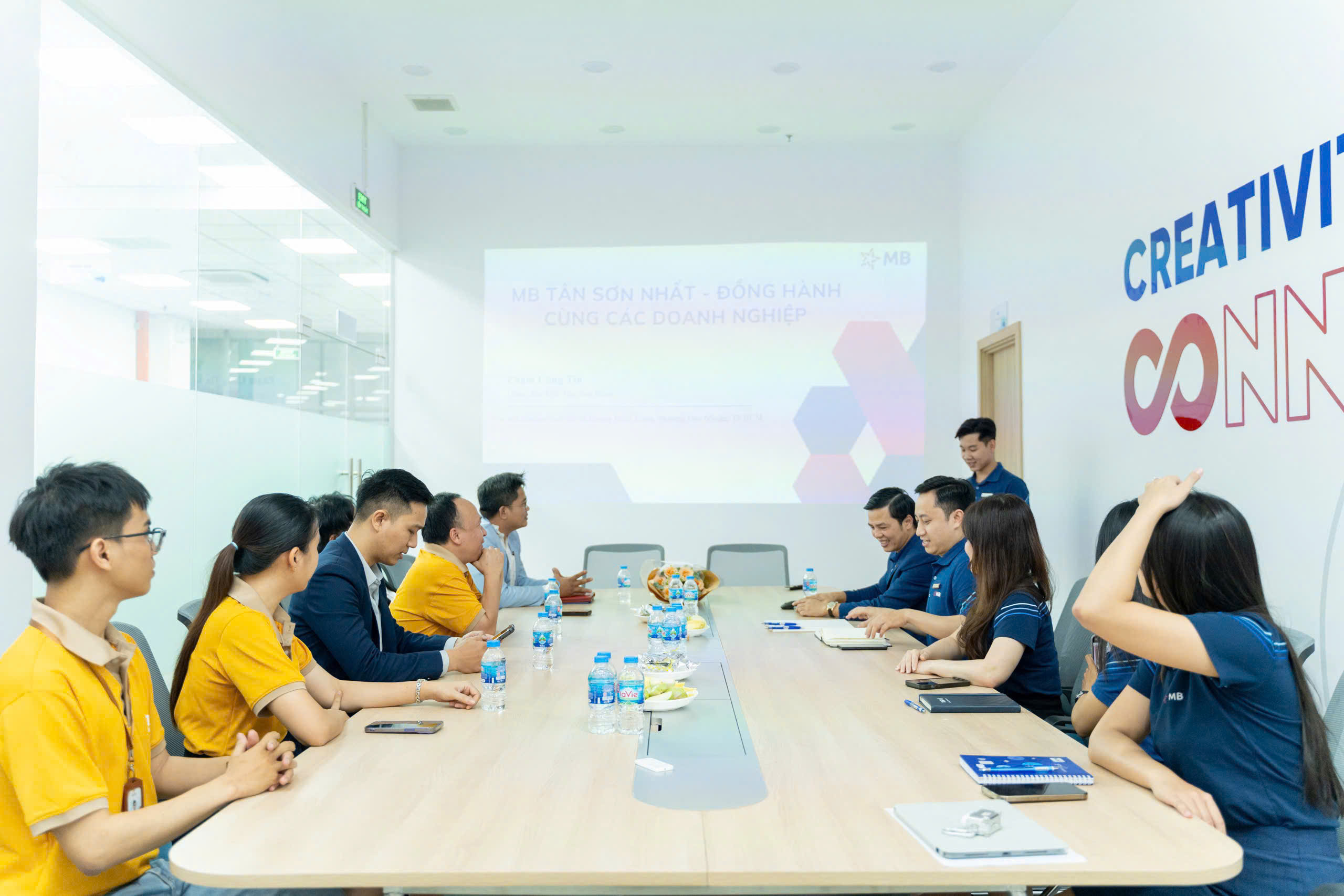 ZOOTECH ký kết hợp tác chiến lược với Ngân hàng MB